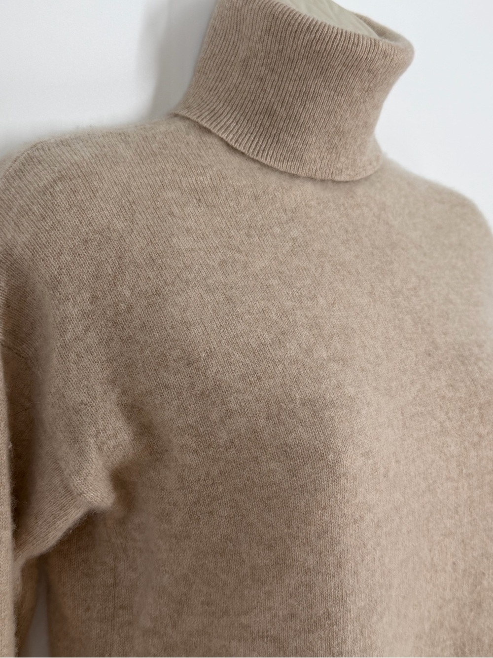 Nordstrom 100% Cashmere Turtleneck Sweater S Quiet Luxury Capsule Wardrobe - Picture 4 of 12